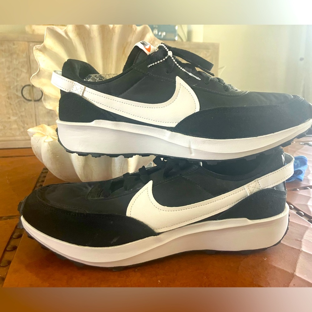 Men's Black and White Sneakers
Nike waffle brand new